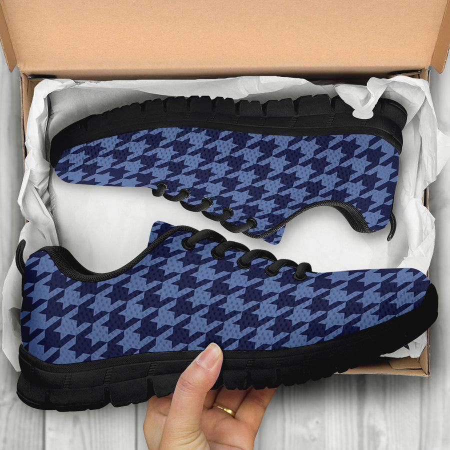 Mesh Sneakers_BLUE on NAVY_M_HT Pattern