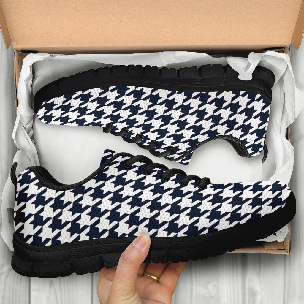 Mesh Sneakers_Navy on White_HT Pattern